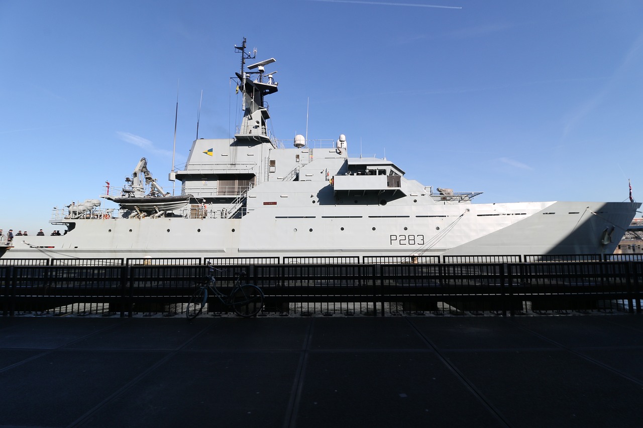 揭秘中國海軍艦艇改裝新動態(tài)，137艦改裝最新進展報告亮相！