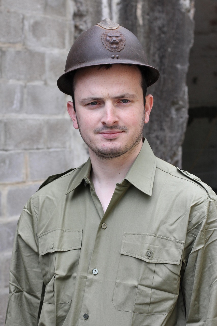 最新空軍制服款式，展現現代軍事榮耀的標志性風采